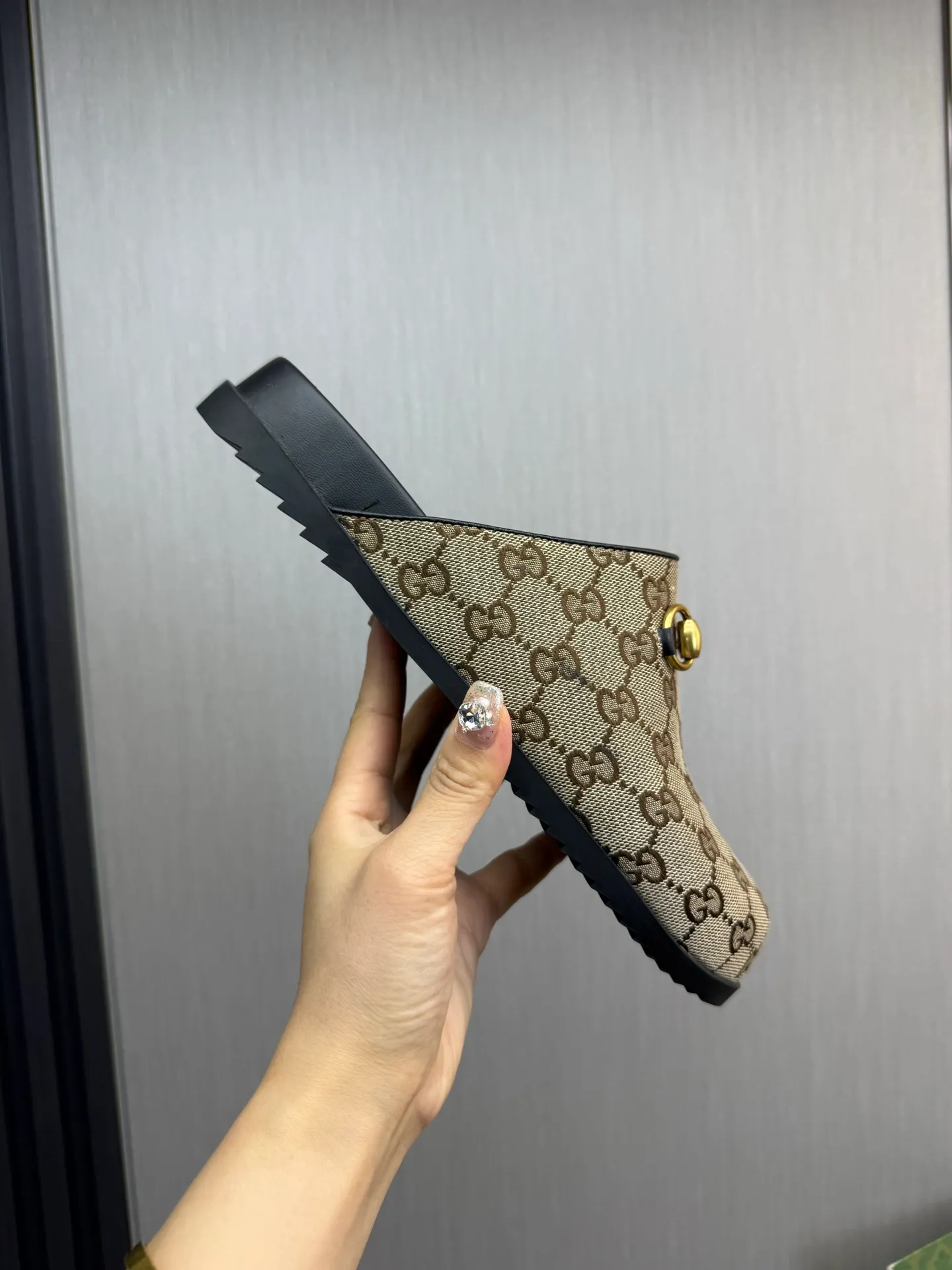 Men's men's shoes💰Pili 400💰Maoli 440💰 ＧＵＣＣＩGucci. Popular couple slippers hot sale🩷💚 🩴Official website one to one production 35-45 size 45 46 🉑️Customized!